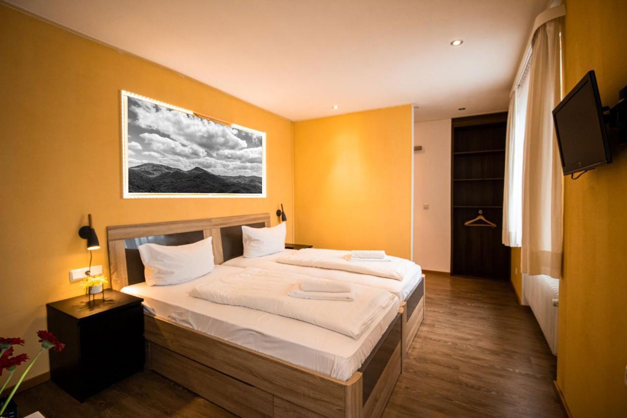 Hotel Stadtschaenke Валсроде Екстериор снимка